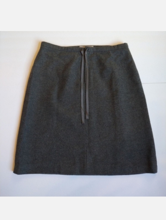 J. Crew Dresses & Skirts - Minimalist Classy Preppy J. Crew skirt Wool front quarter zip Sz s